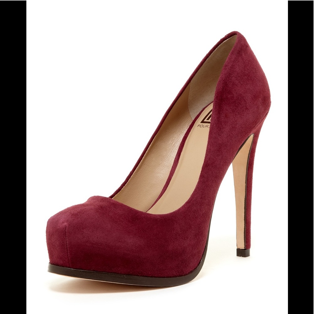 Pour La Victoire Suede Burgundy Sz. 8.5